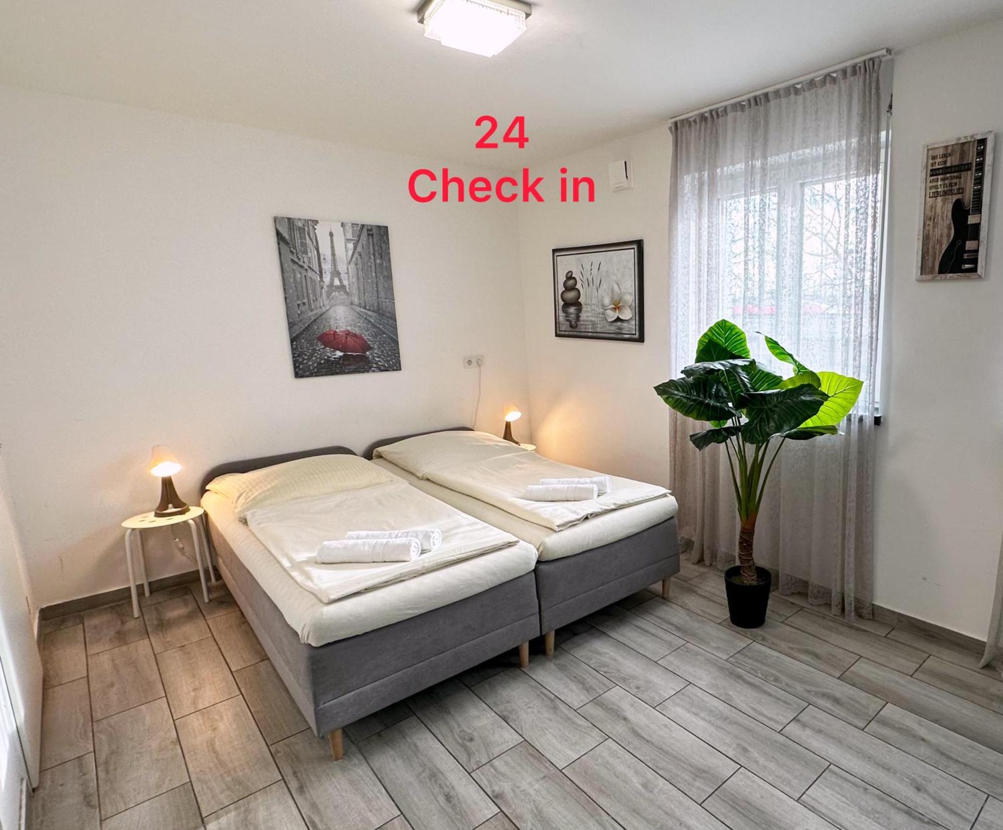 Modern Living Studio Kueche Netflix Inklusive Top Lage Нюрнберг Екстериор снимка