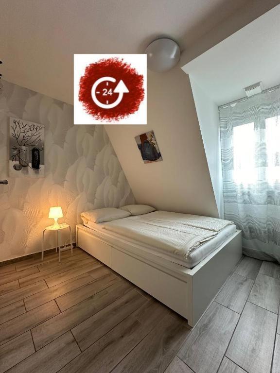 Modern Living Studio Kueche Netflix Inklusive Top Lage Нюрнберг Екстериор снимка