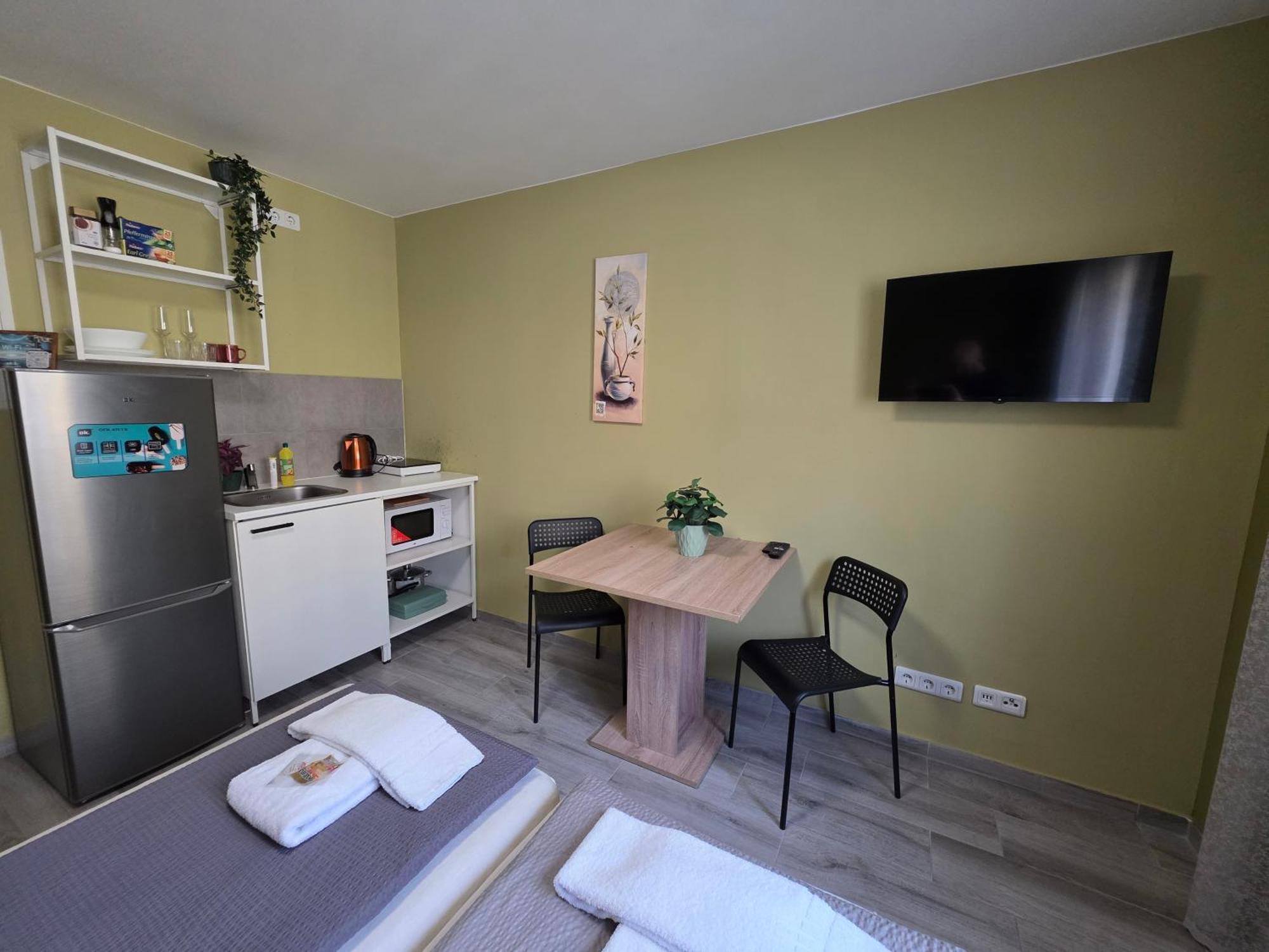 Modern Living Studio Kueche Netflix Inklusive Top Lage Нюрнберг Стая снимка